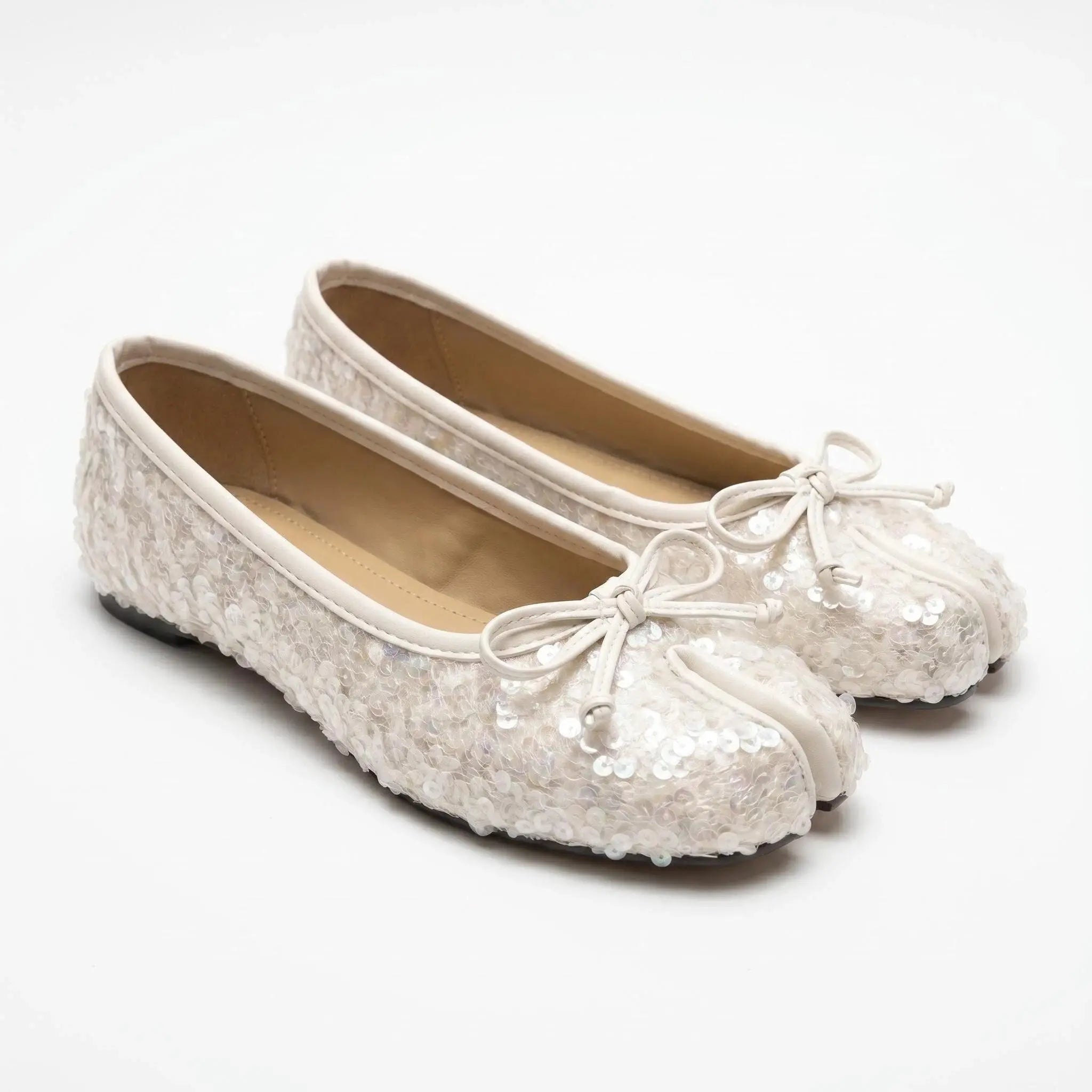 Sequin Bow Tabi Flats