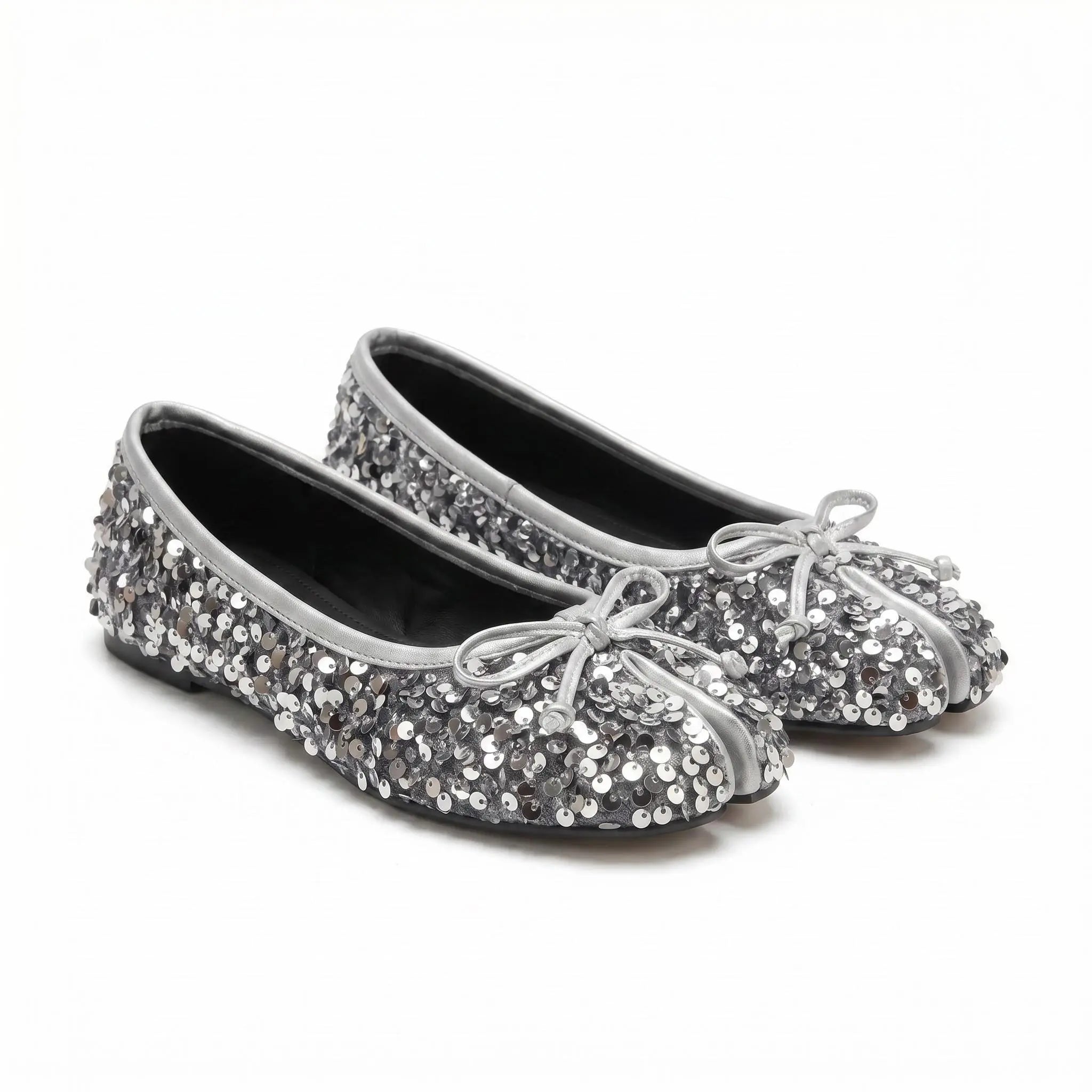 Sequin Bow Tabi Flats