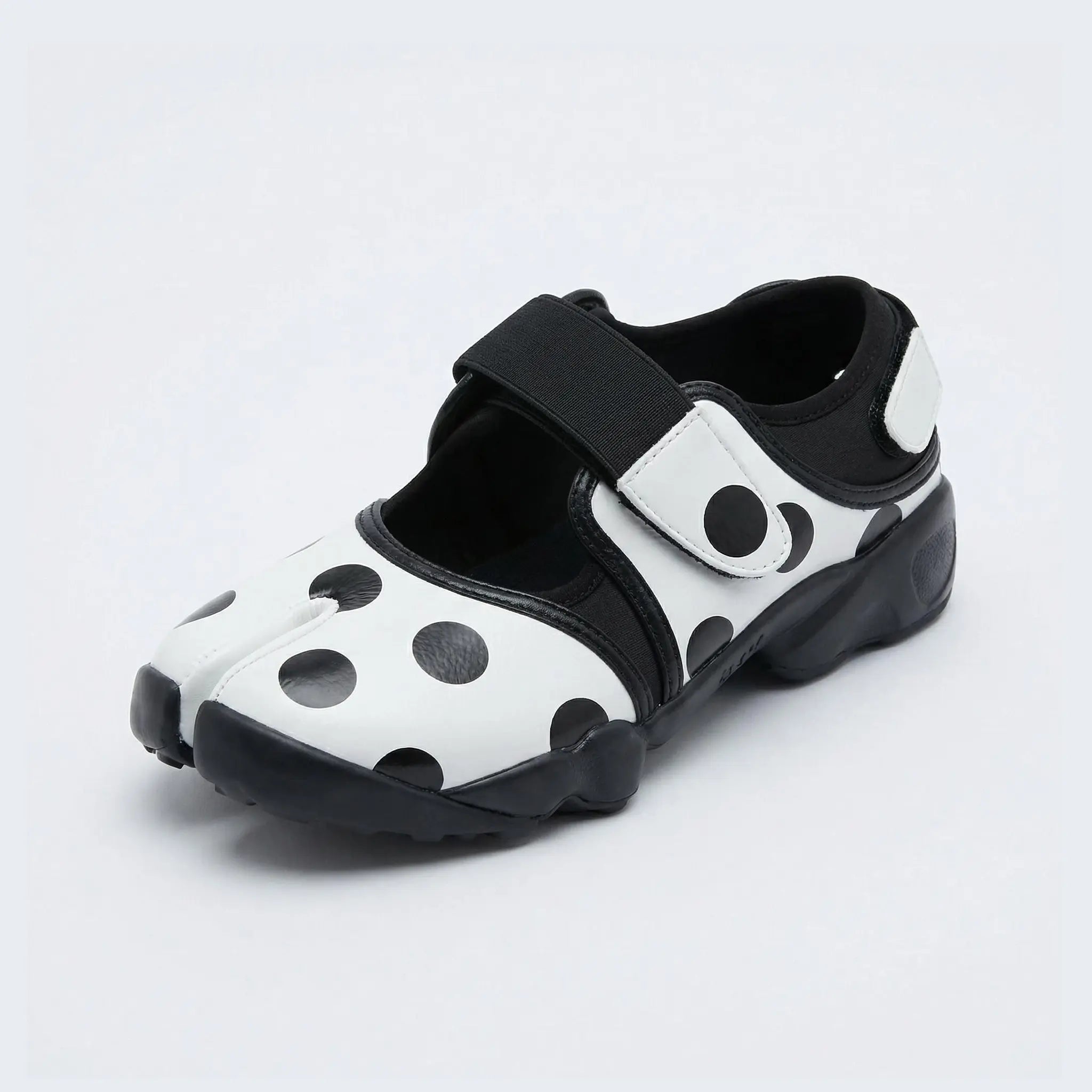 Tabi Mary Jane Sneakers (Dotty Split 2.0)
