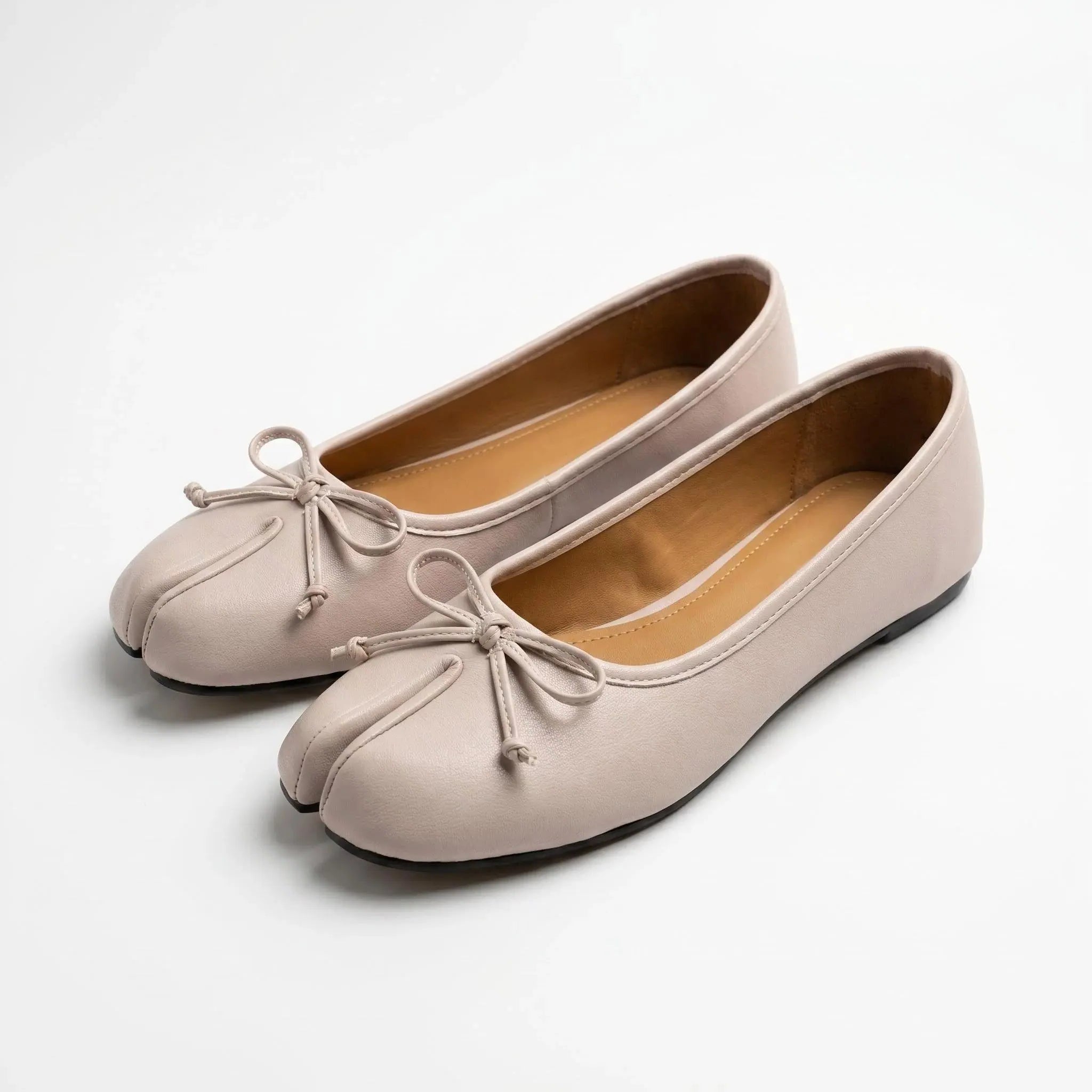 Bow Tabi Ballet Flats