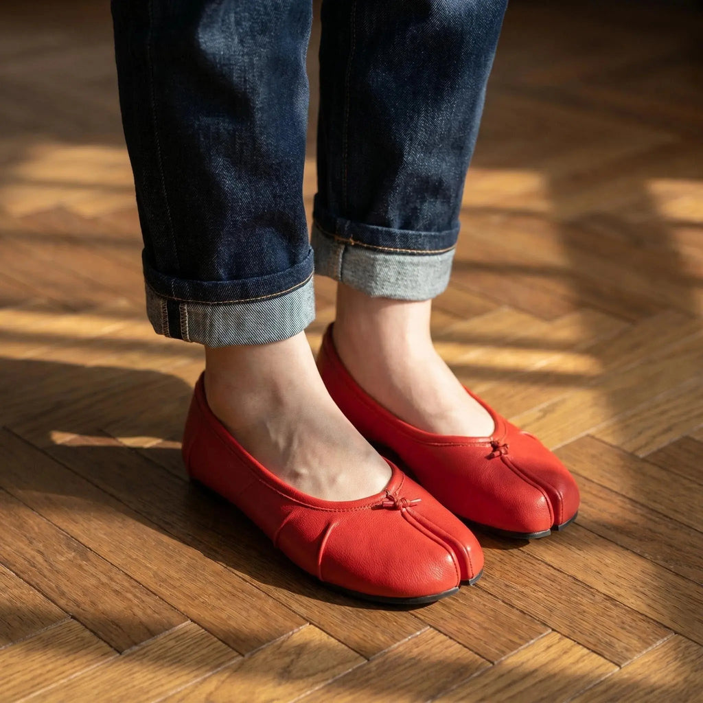 Crinkled Tabi Ballet Flats