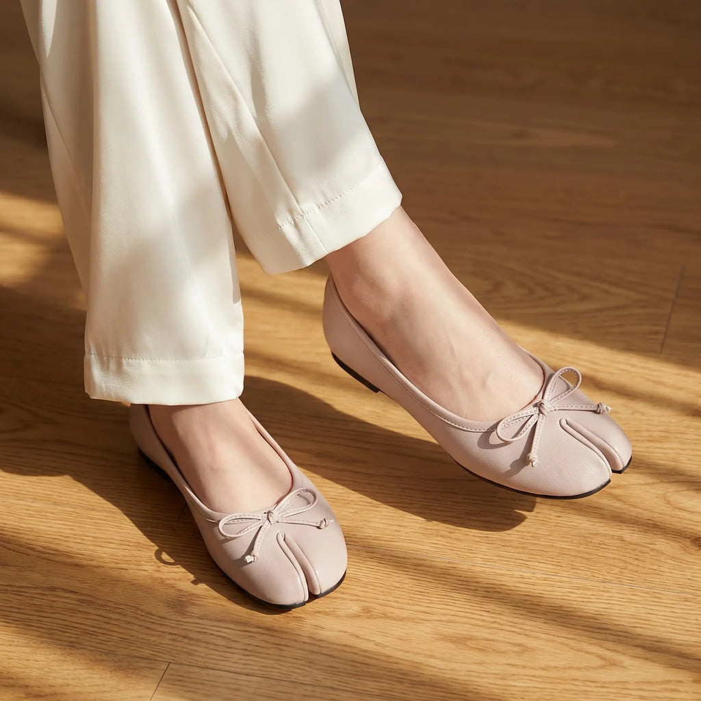 Bow Tabi Ballet Flats