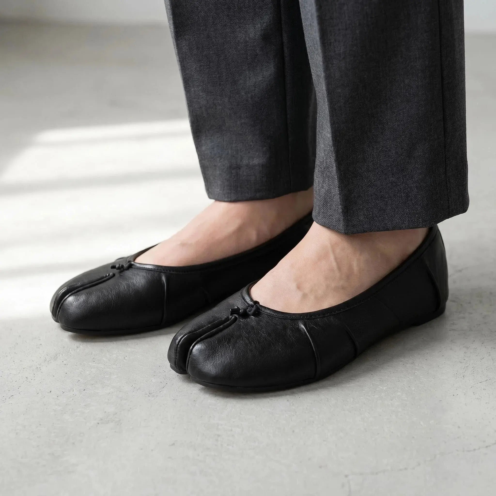 Crinkled Tabi Ballet Flats