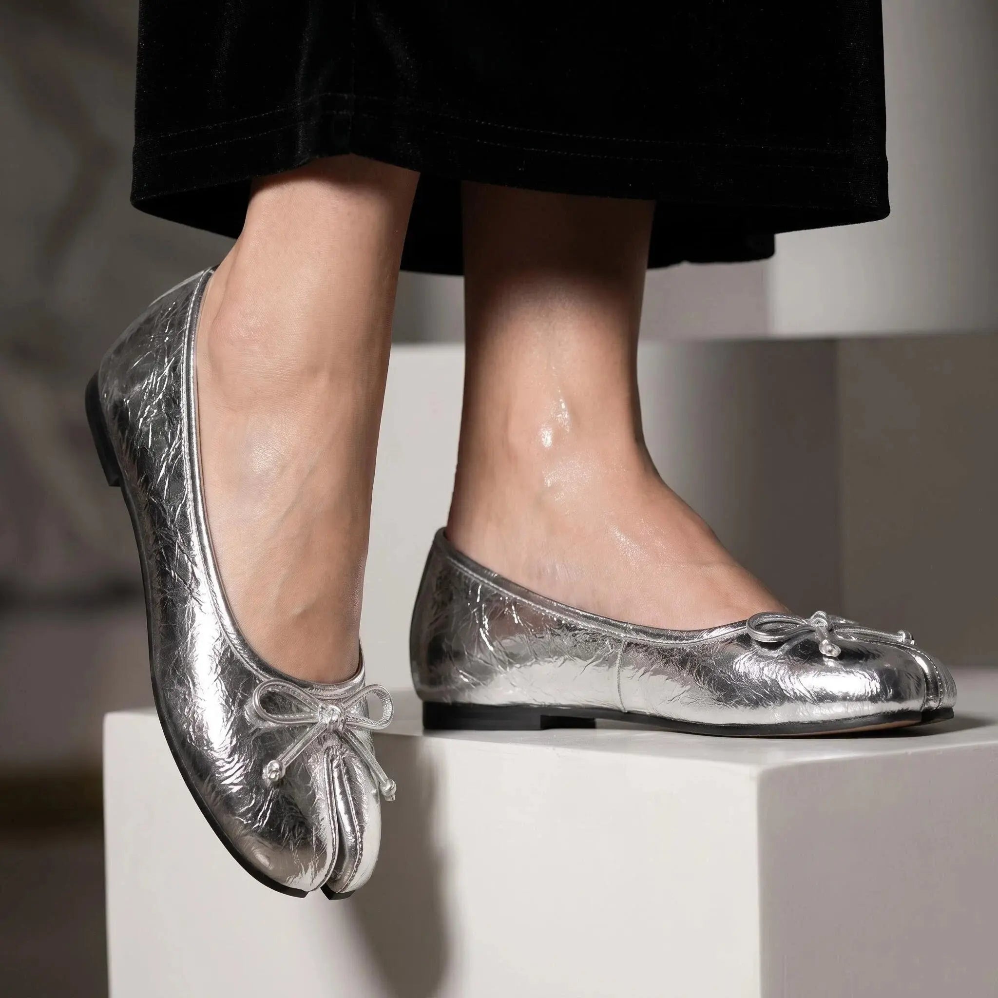 Bow Tabi Ballet Flats