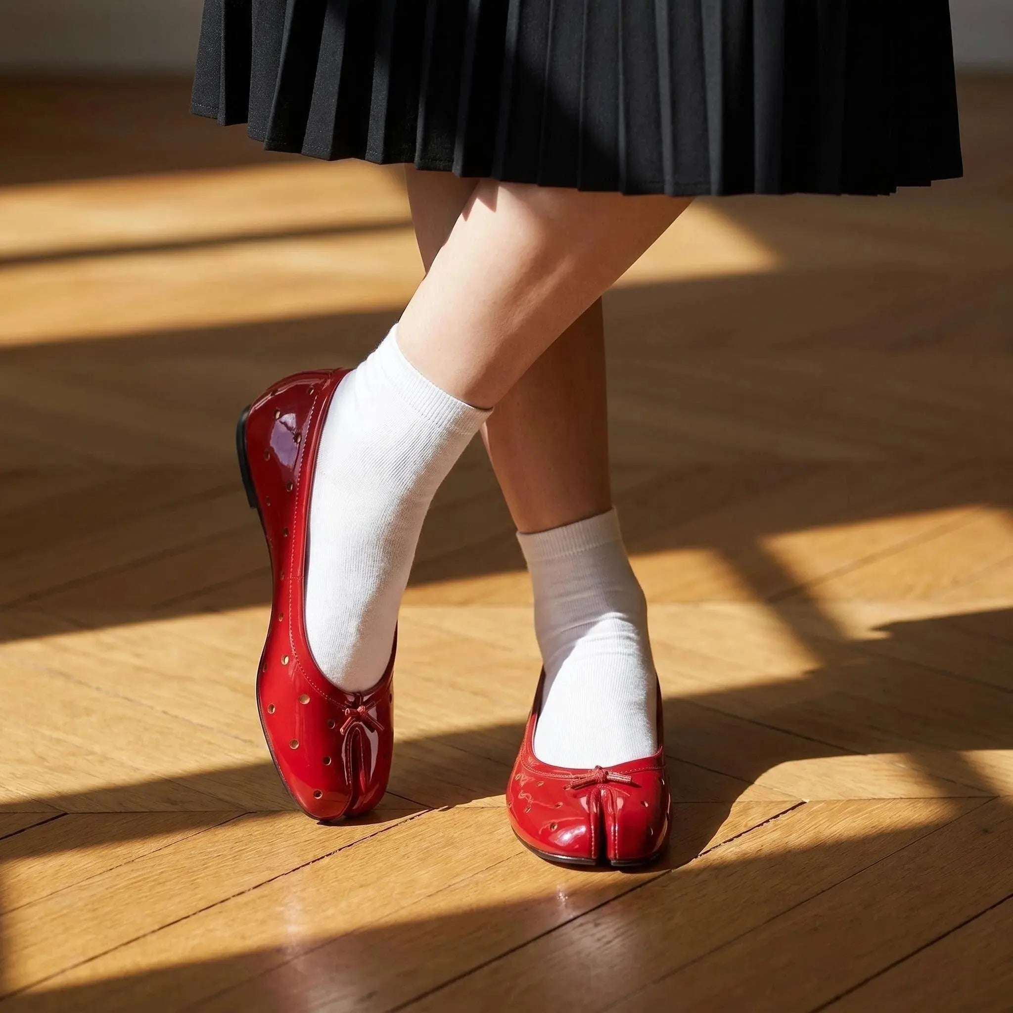 Dot-Air Tabi Ballet Flats