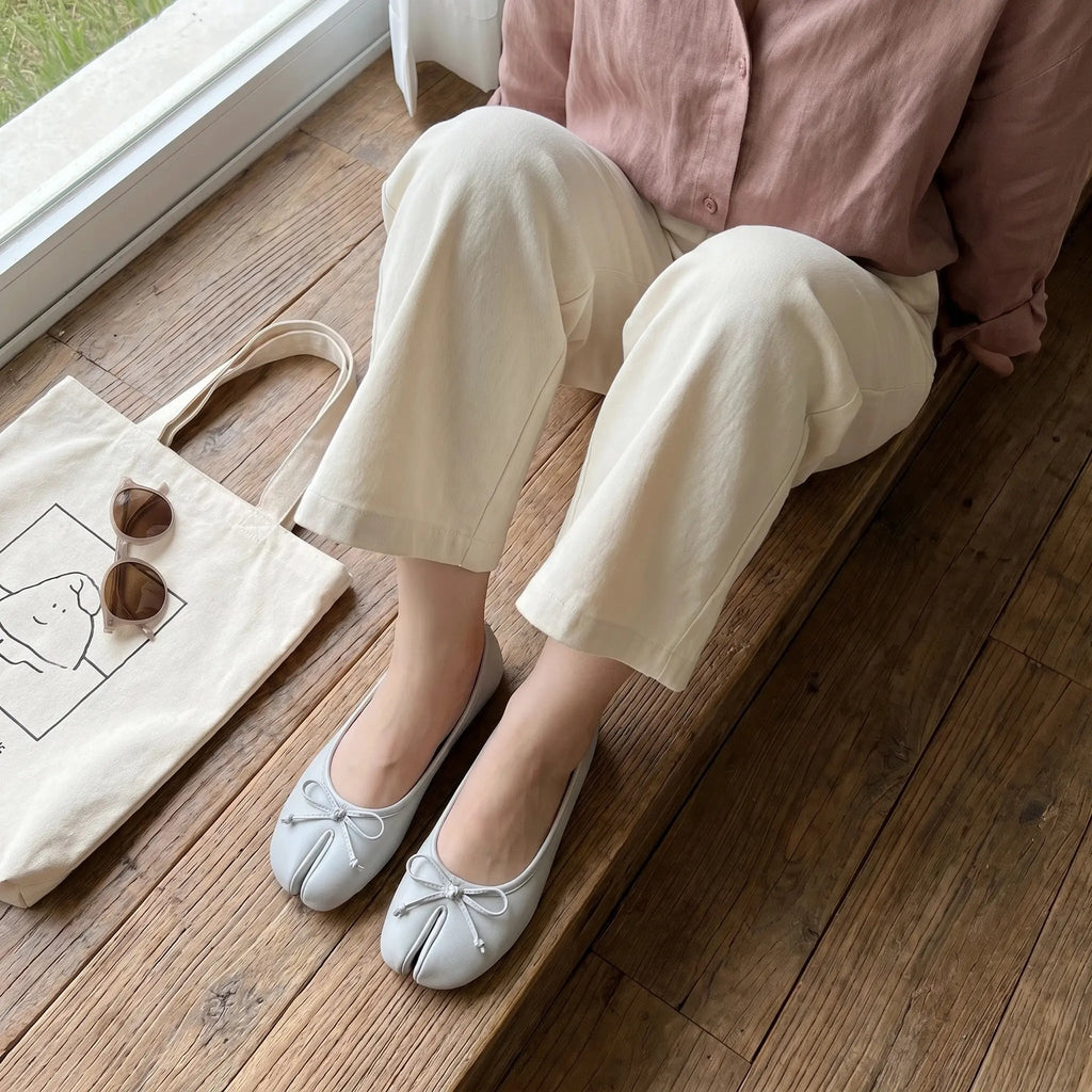 Bow Tabi Ballet Flats