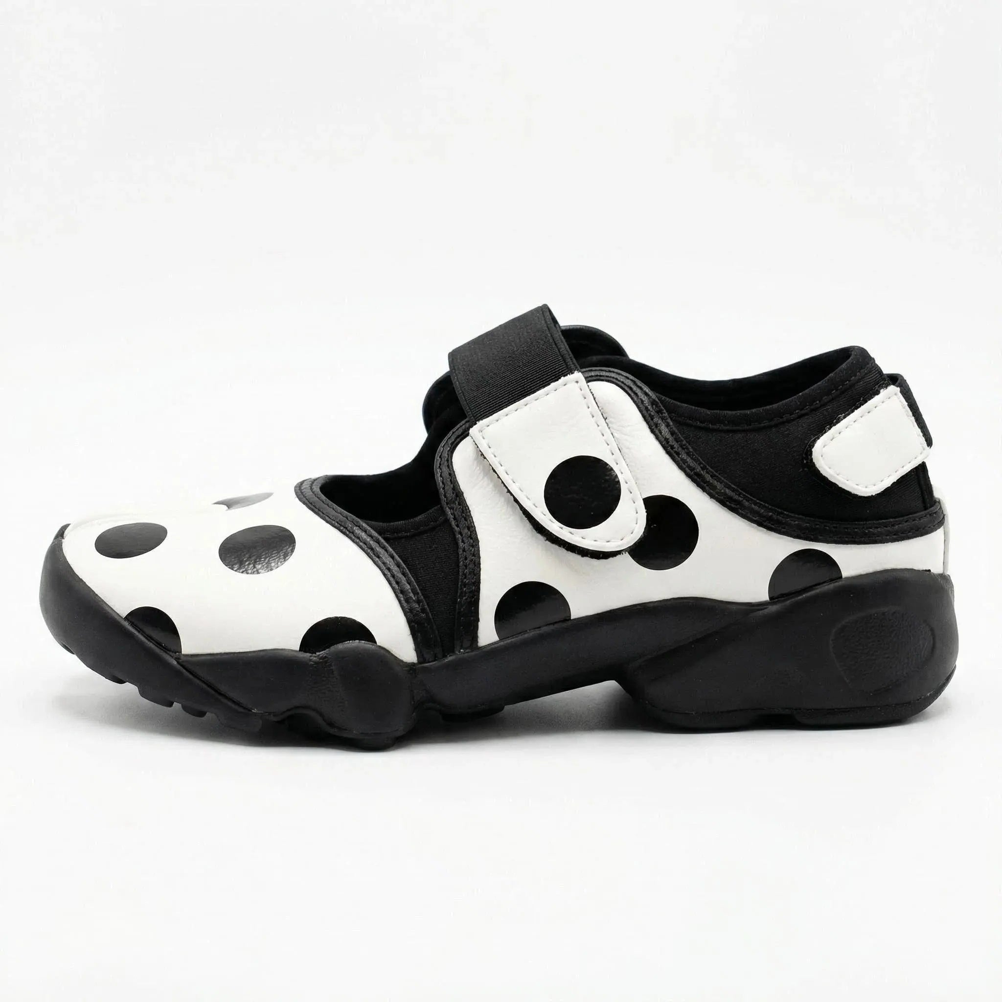 Tabi Mary Jane Sneakers (Dotty Split 2.0)