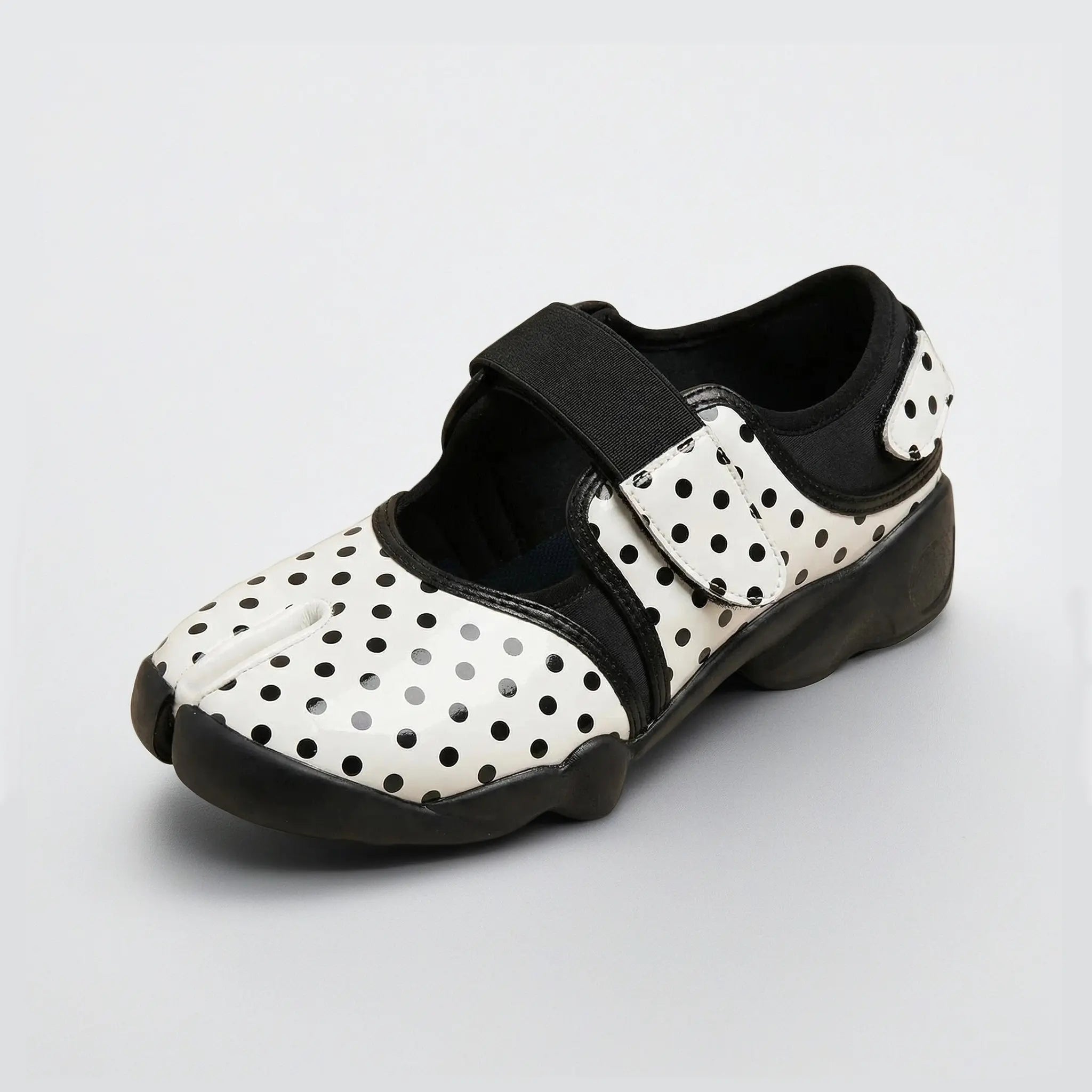 Tabi Mary Jane Sneakers (Dotty Split 2.0)