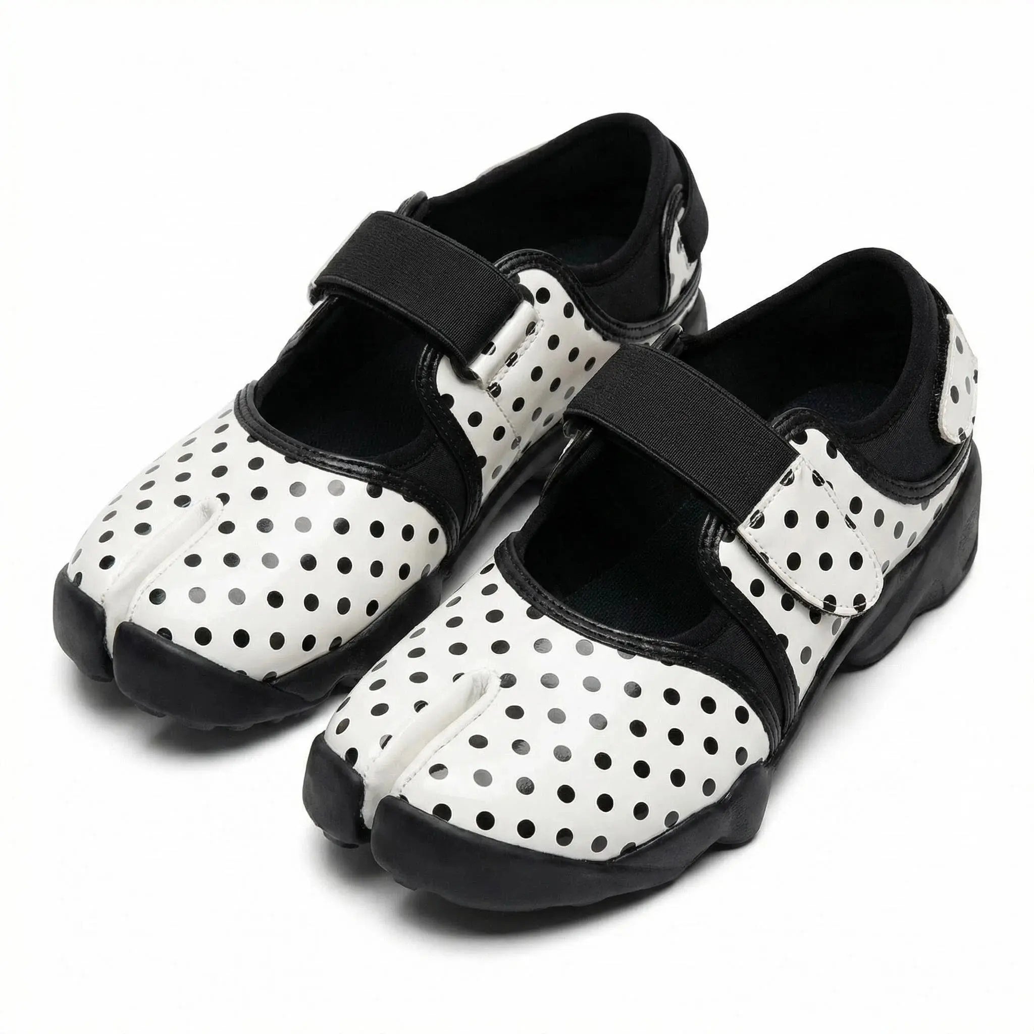 Tabi Mary Jane Sneakers (Dotty Split 2.0)