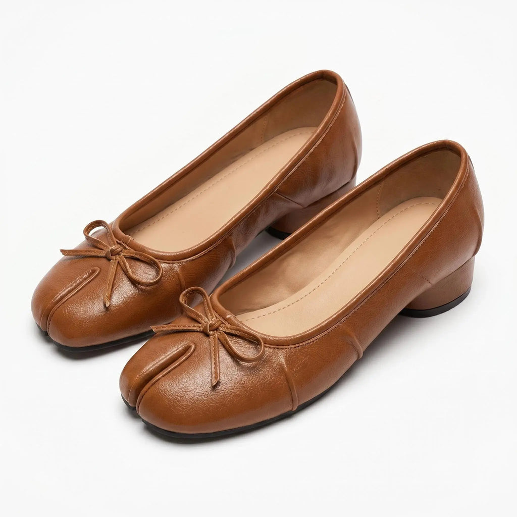 ZQW Bow Tabi Heel in bronze, pair 45-degree view – matching bow tabi heels, low block heel perfect for work or date night