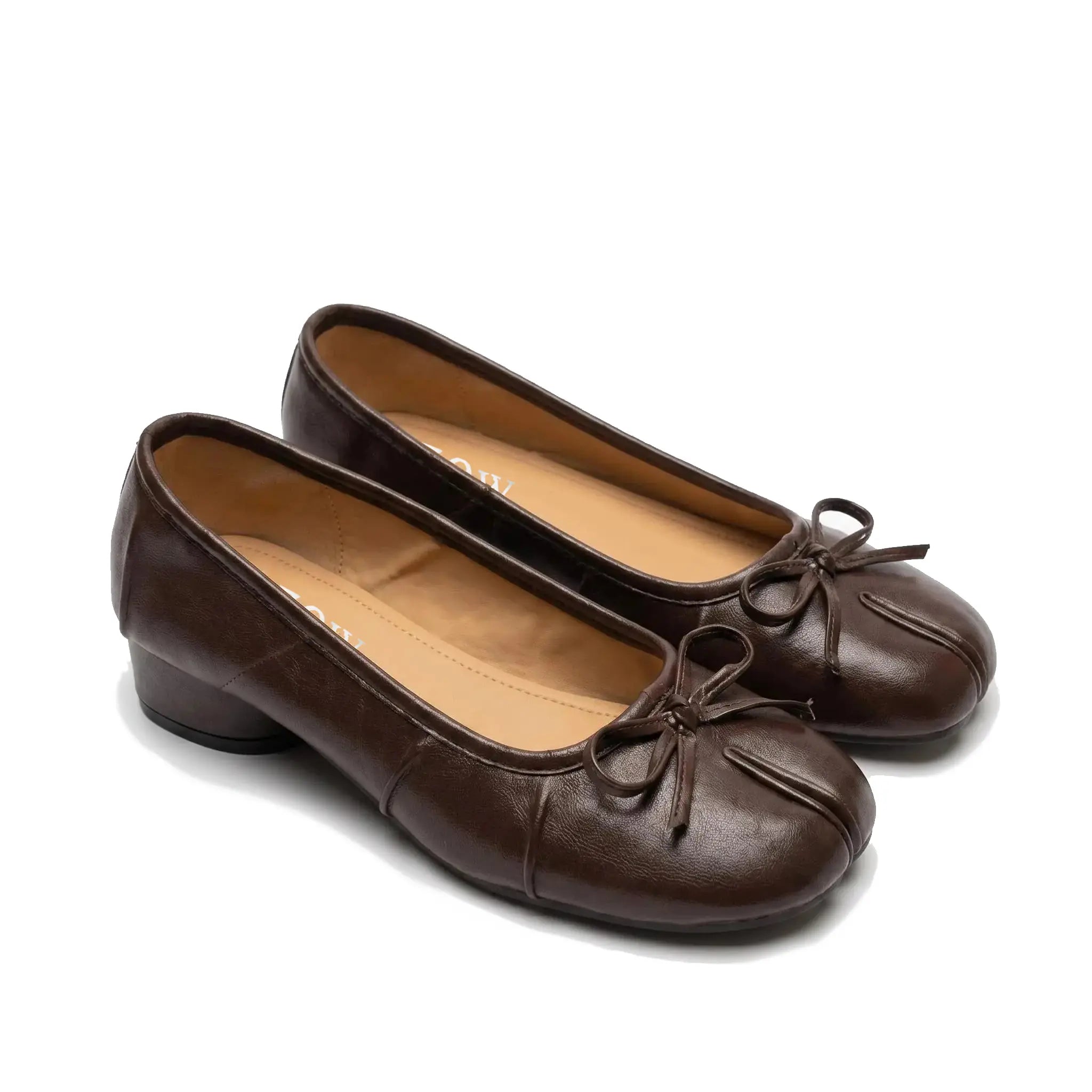 ZQW Bow Tabi Heel in brown, pair 45-degree view – matching bow tabi heels, low block heel perfect for work or date night