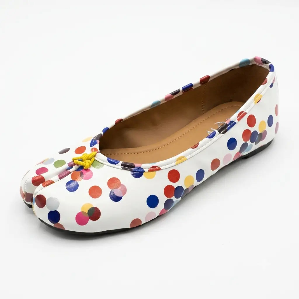 ZQW Colorful Polka Tabi Flats, 45-degree angle view – vibrant multicolor polka dot pattern on vegan leather, split-toe design, slip-on style, cushioned insole