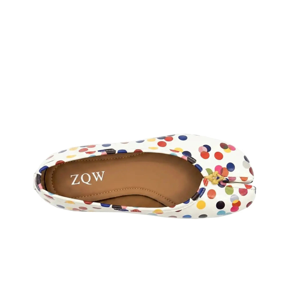 ZQW Colorful Polka Tabi Flats, top view – playful polka dot print across upper, round split-toe silhouette, wide-foot friendly, easy slip-on flat