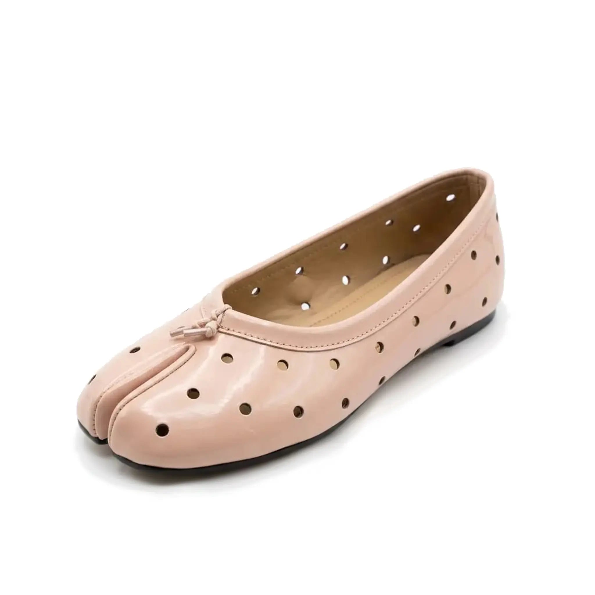 ZQW Dot-Air Tabi Ballet Flats in pink, 45-degree angle view – perforated polka dot cutout pattern on soft pink upper, split-toe design, breathable slip-on flat, cushioned insole