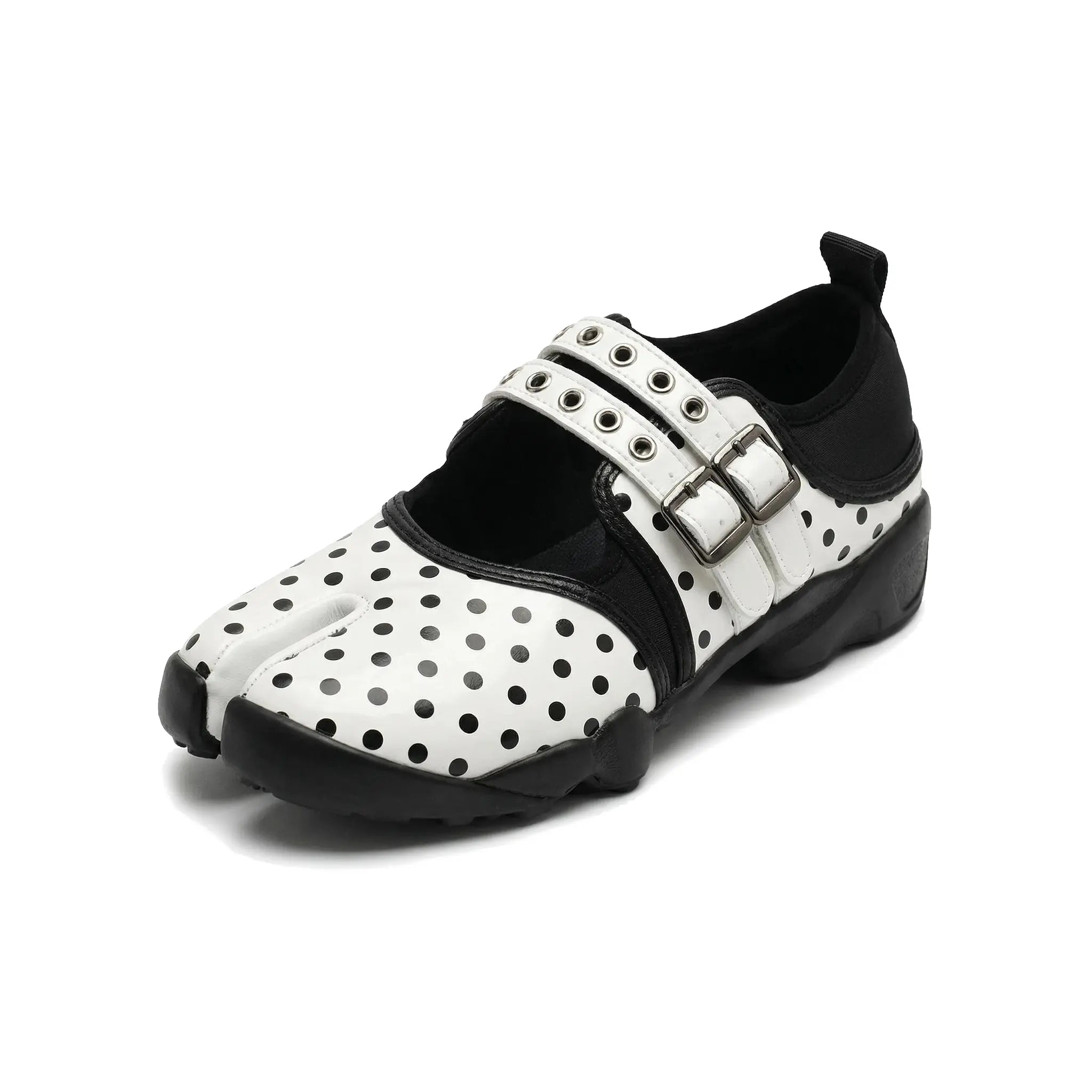 ZQW Dotty Split 1.0 Tabi Mary Jane Sneakers in white with delicate polka dots, 45-degree angle view – subtle small dot pattern on white base, split-toe design, Mary Jane strap, cushioned sneaker sole