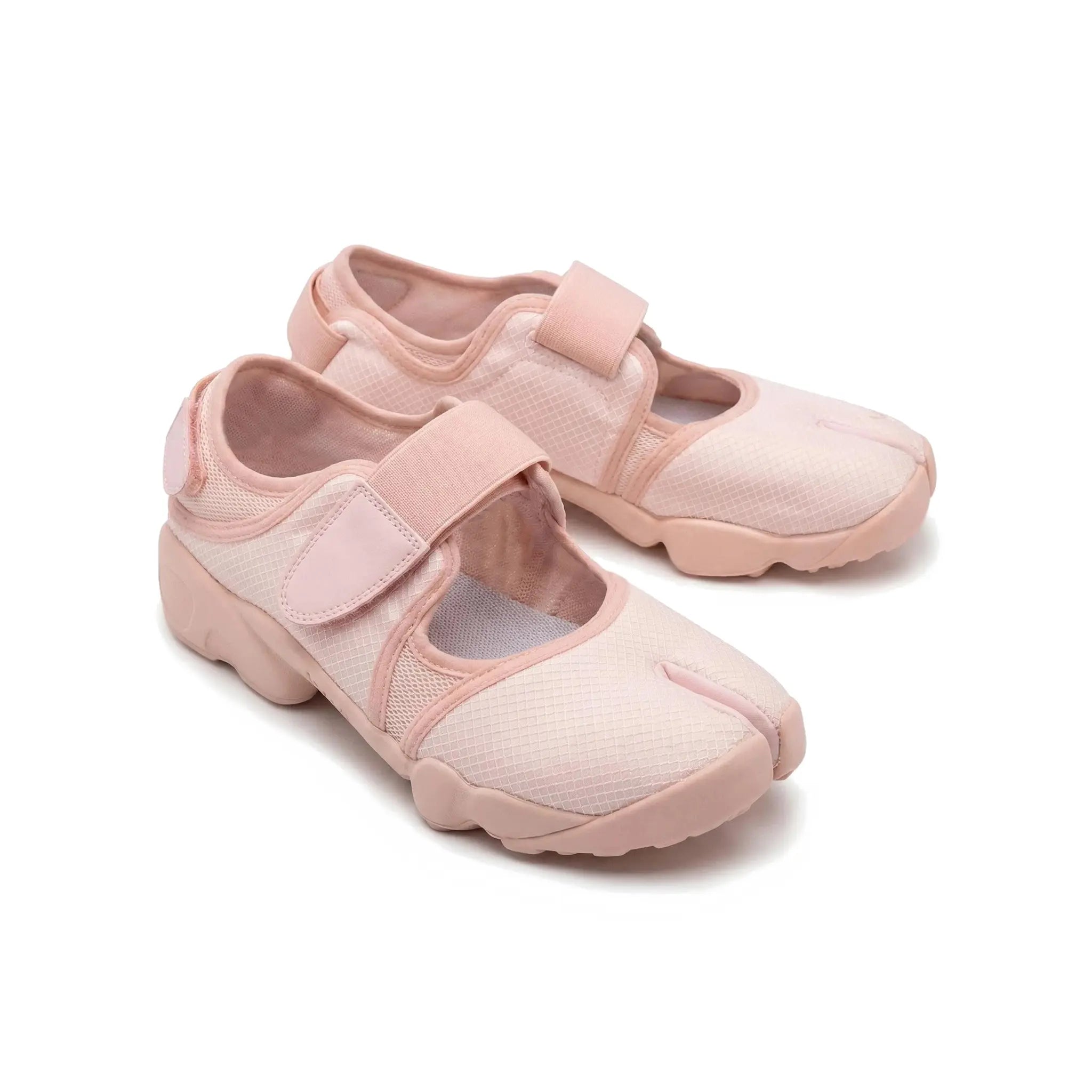 ZQW Mesh Tabi Mary Jane Sneakers in pink, pair 45-degree view – matching pink mesh Mary Jane sneakers, split-toe design, comfortable for all-day wear
