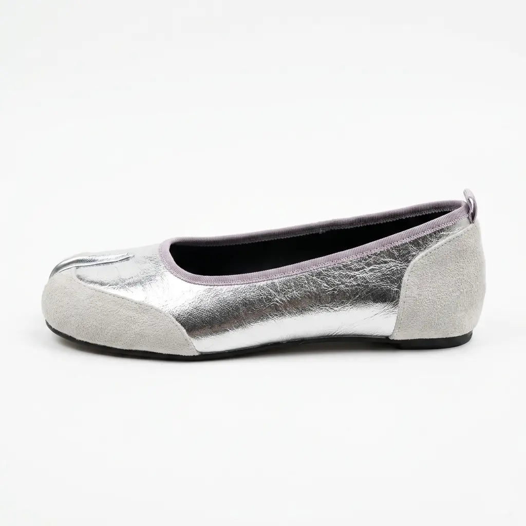 ZQW Mixed Media Tabi Flats in silver, side view – low 0.7cm heel, anti-slip rubber outsole, mixed vegan leather and suede upper, slip-on flat