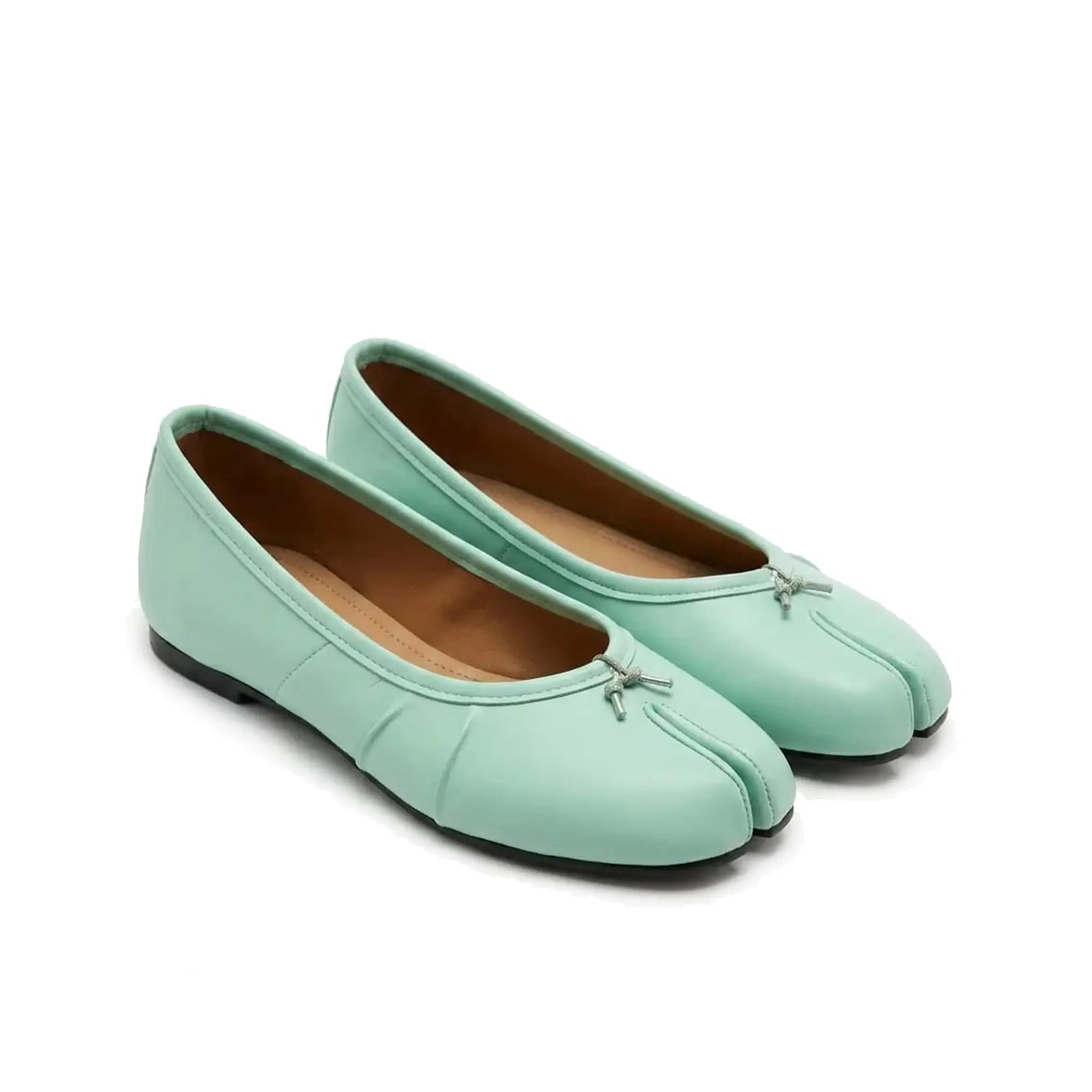 Crinkled Tabi Ballet Flats