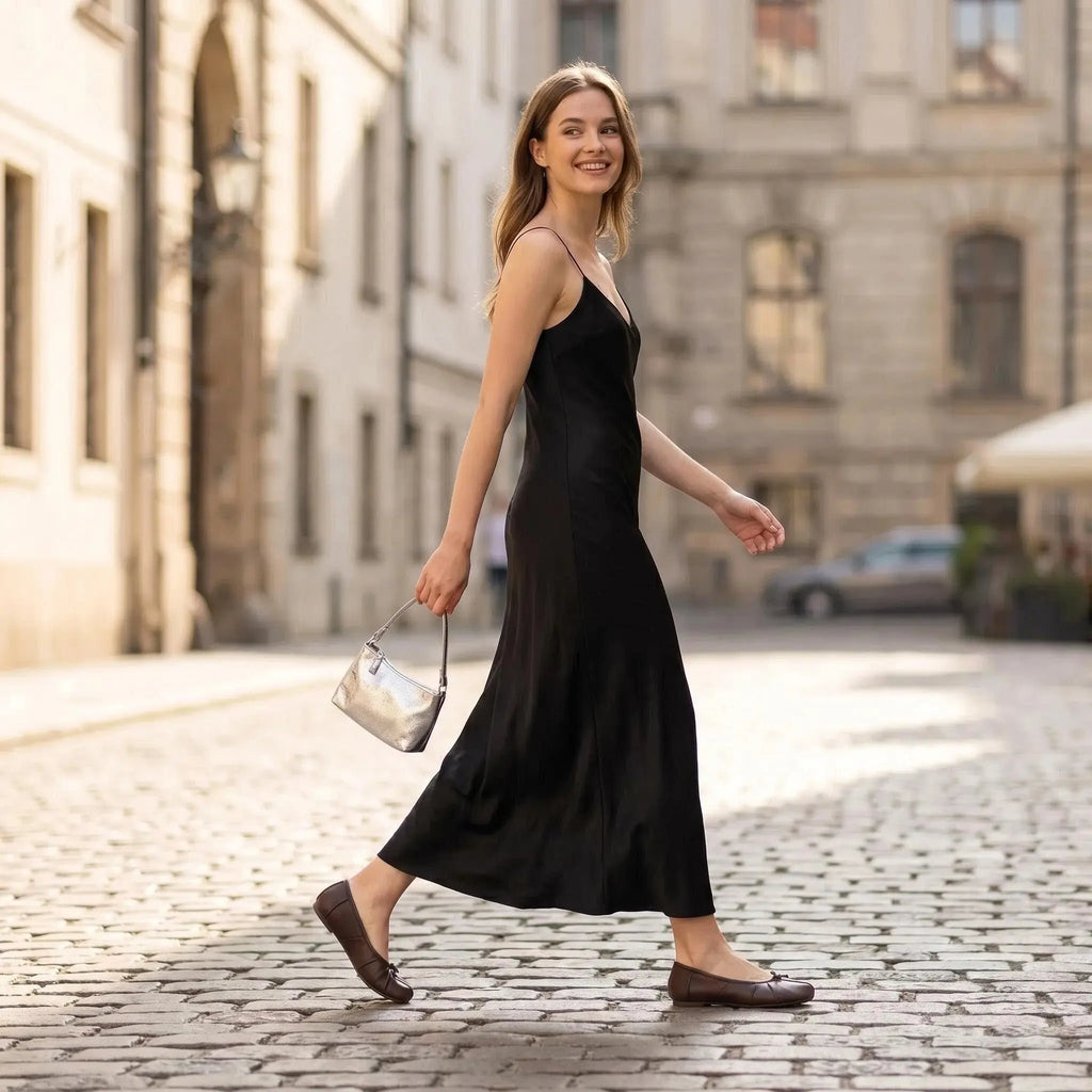 ZQW Ruched Tabi Ballet Flats in burgundy, model wearing – elegant ruched flats with tabi design, rich burgundy color, comfortable for travel or work