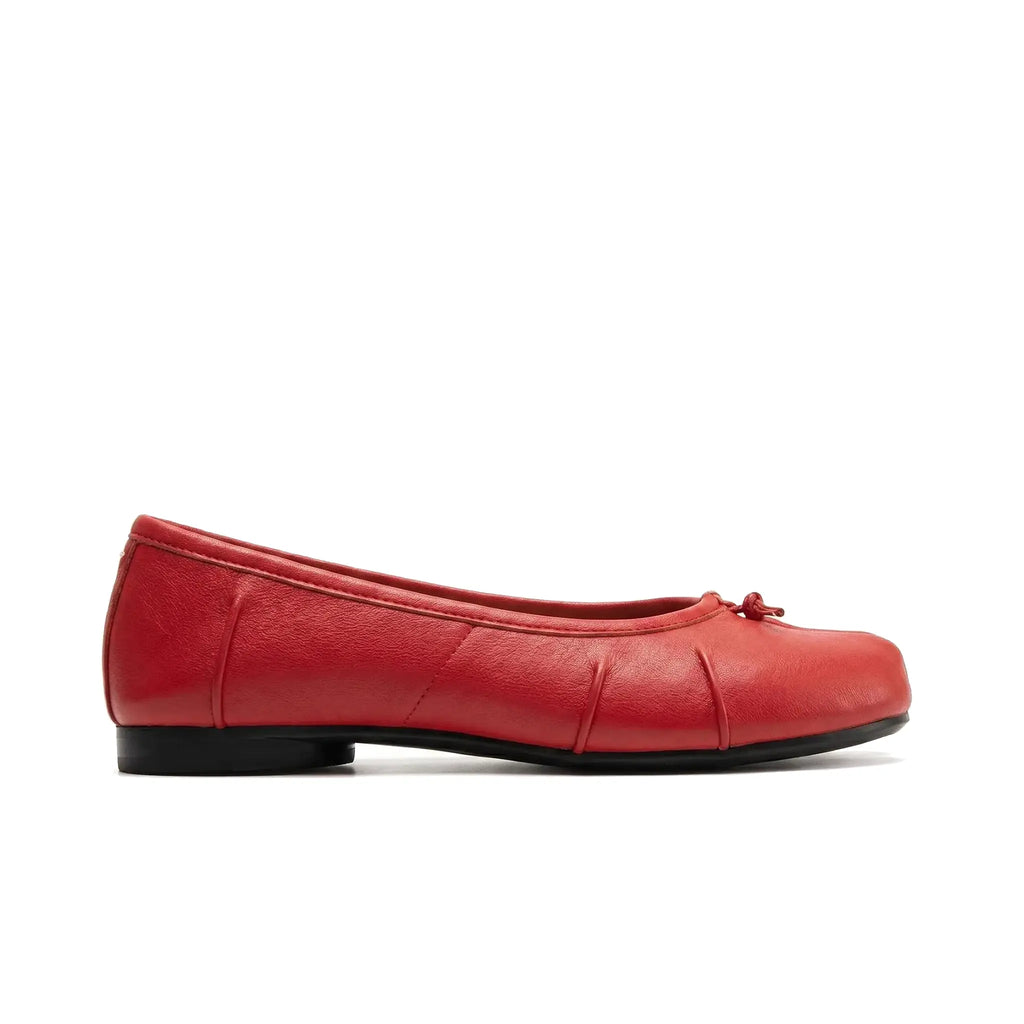 ZQW Ruched Tabi Ballet Flats in red, side view – low 0.28-inch heel, anti-slip rubber outsole, slip-on style with ruched trim, wide-foot friendly