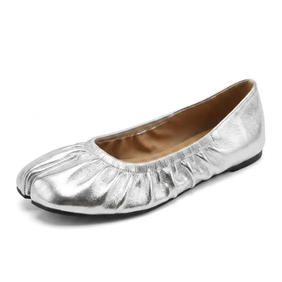 ZQW Ruched Tabi Ballet Flats in silver, 45-degree angle view – ruched vegan leather upper, split-toe design, low 0.7cm heel, easy slip-on