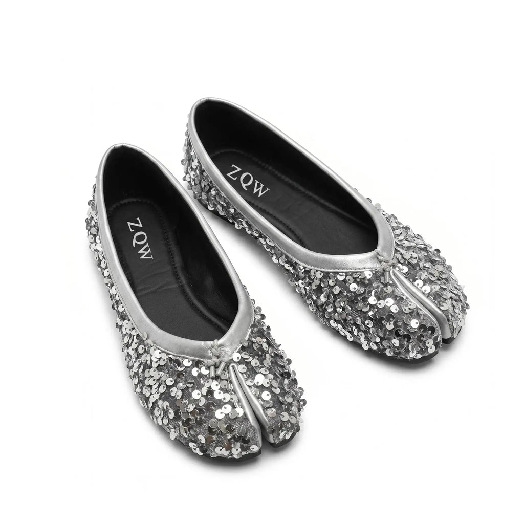 ZQW Sequin Tabi Flats in silver, pair 45-degree view – matching silver sequin tabi flats, round toe, perfect for parties or special occasions