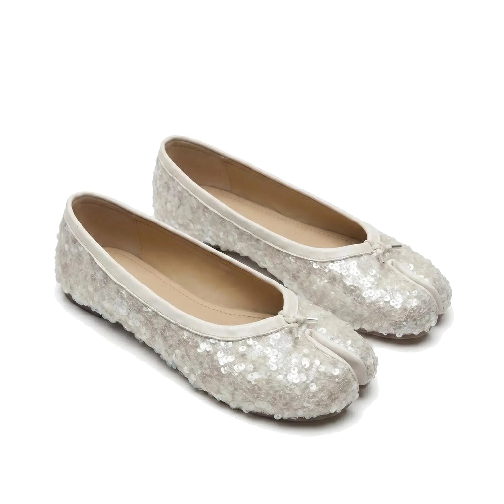 ZQW Sequin Tabi Flats in white, pair 45-degree view – matching white sequin tabi flats, round toe, perfect for parties or special occasions