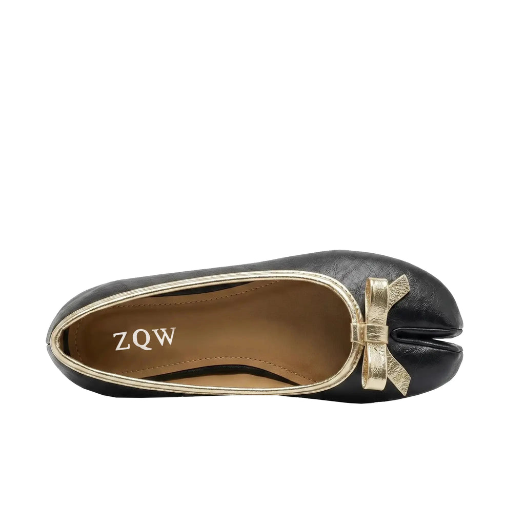 ZQW Tabi Bow Ballet Flats in black, top view – delicate bow accent, round split-toe silhouette, soft vegan leather upper, wide-foot friendly