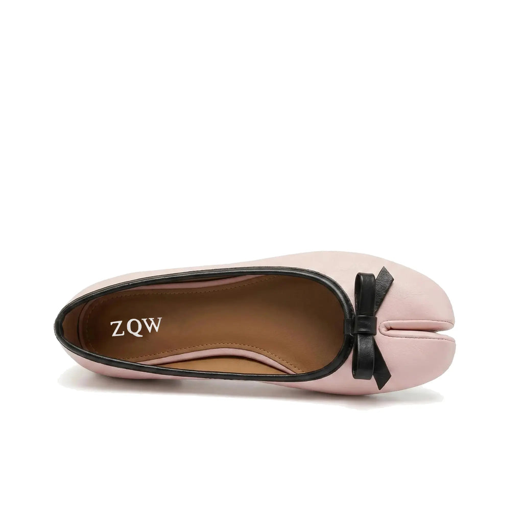 ZQW Tabi Bow Ballet Flats in pink, top view – delicate bow accent, round split-toe silhouette, soft pink vegan leather upper, wide-foot friendly