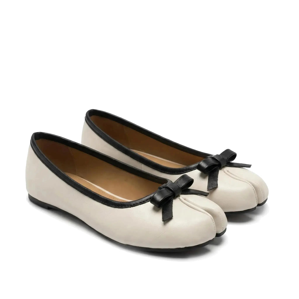 ZQW Tabi Bow Ballet Flats in white, pair 45-degree view – matching bow tabi flats, round toe, perfect for daily casual or office wear