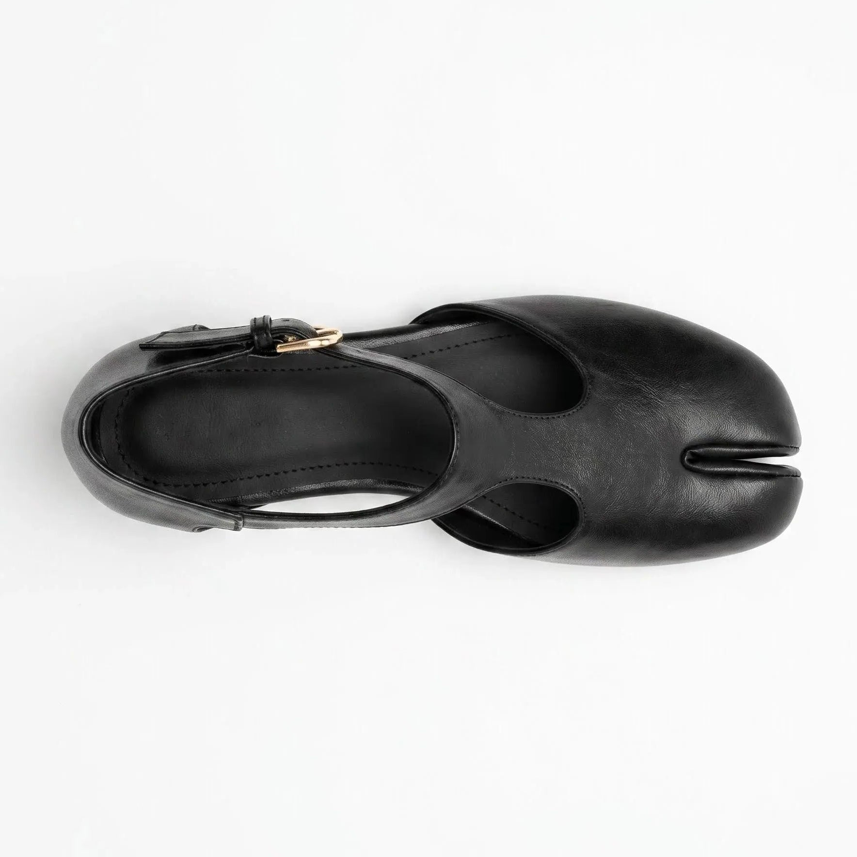 ZQW Tabi Mary Jane Flats in black, top view – T-strap across instep, round split-toe silhouette, side cutouts, cushioned insole, wide-foot friendly fit