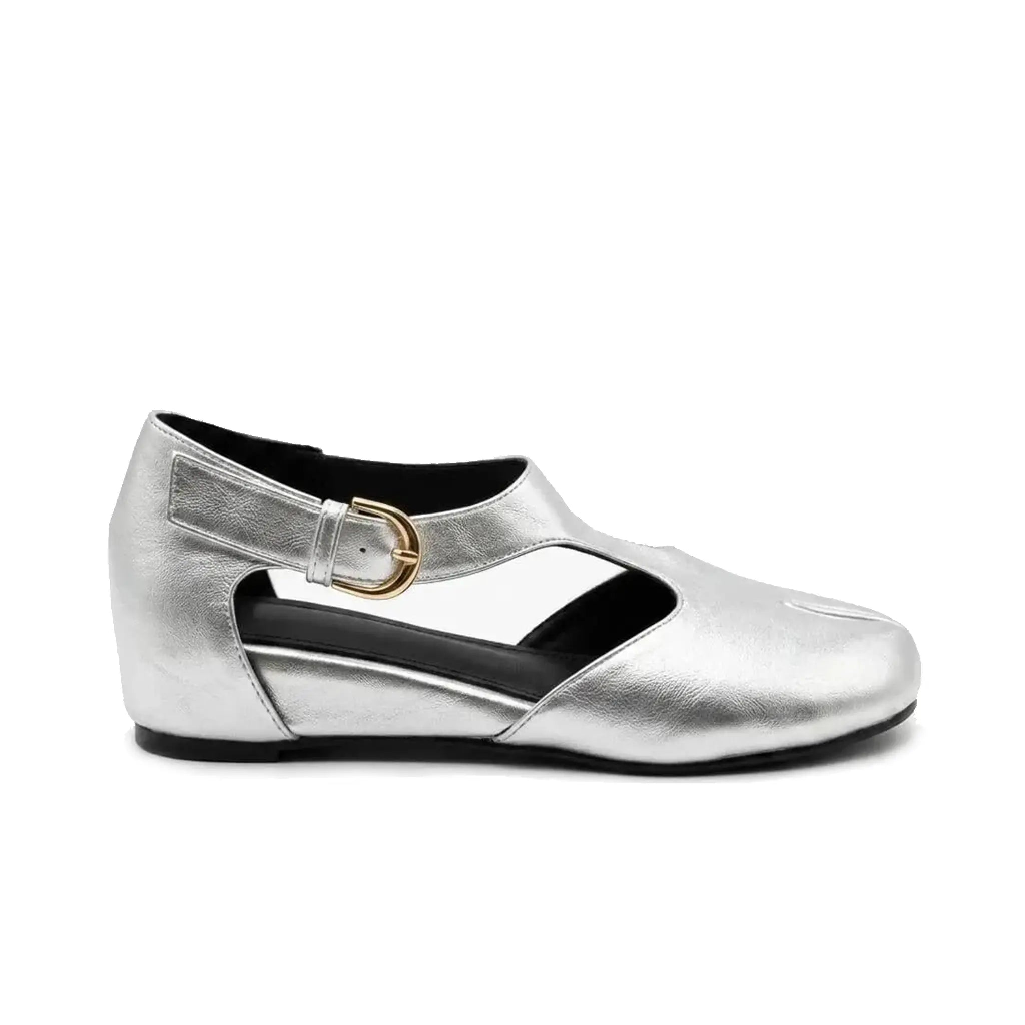 ZQW Tabi Mary Jane Flats in silver, side view – hidden wedge heel (3cm), anti-slip rubber outsole, soft vegan leather upper, T-strap with buckle closure
