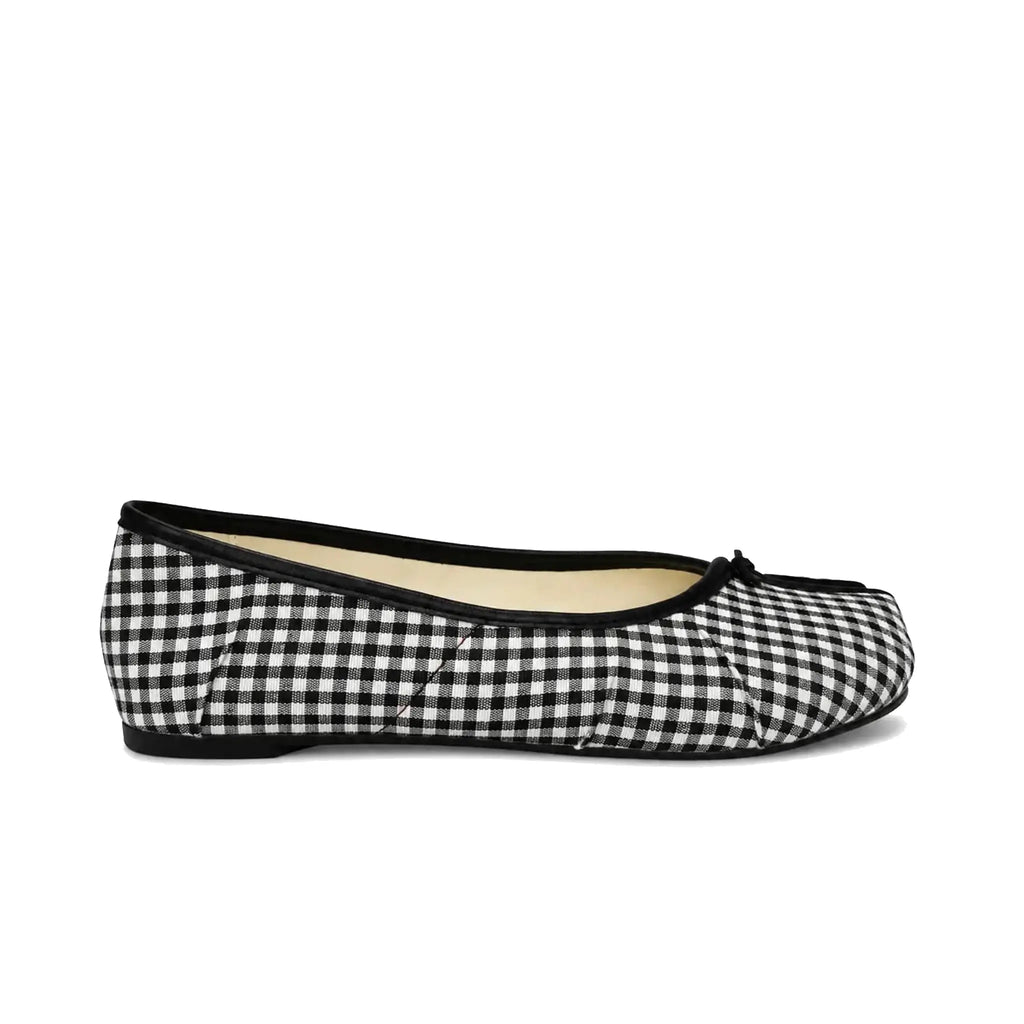 ZQW Tartan Tabi Ballet Flats in black, side view – low 0.28-inch heel, anti-slip rubber outsole, breathable fabric upper, slip-on style