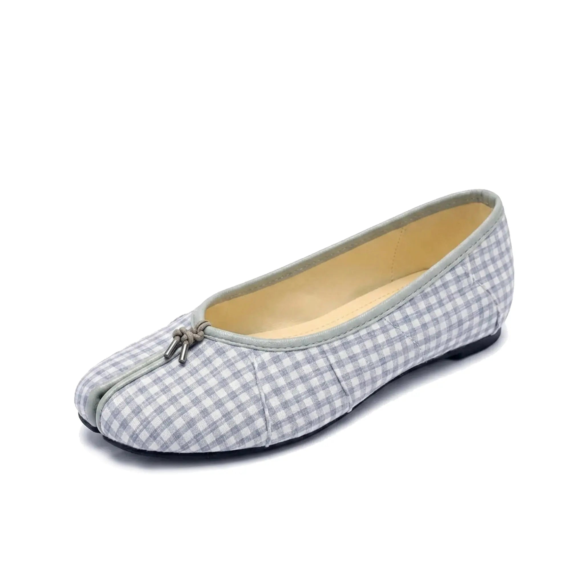 ZQW Tartan Tabi Ballet Flats in blue tartan, 45-degree angle view – classic blue plaid pattern, split-toe design, low 0.7cm heel, easy slip-on